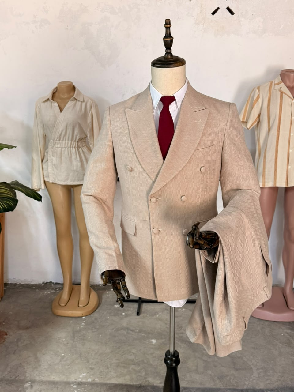 Mukabwa Handmade Studio lookbook, figure 1